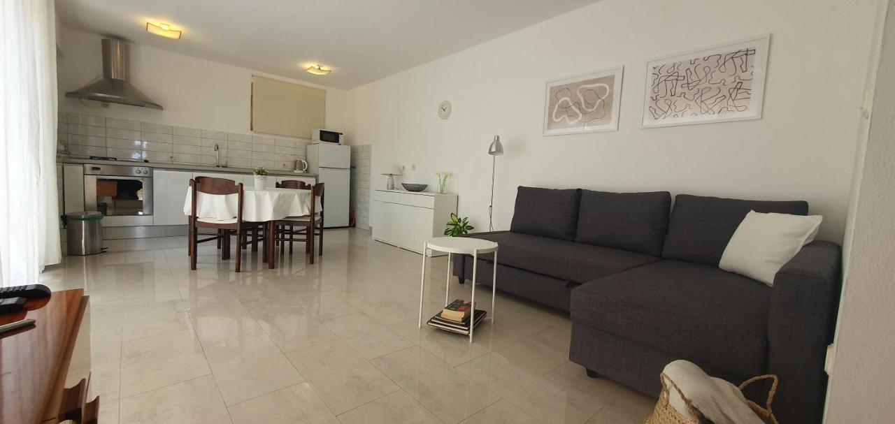 קאלי Apartment Brgacelj מראה חיצוני תמונה